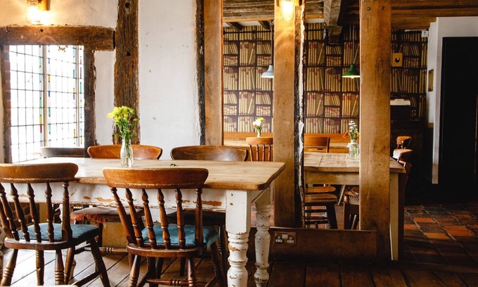 Bordesley Hotel | Budget-Friendly Stay at Old Crown Hotel with Family Amenities