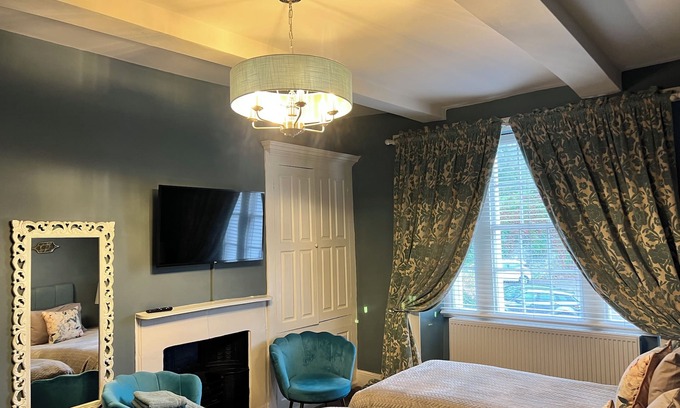 Newland Near Ulverston Bed & Breakfast | Old Daltongate House