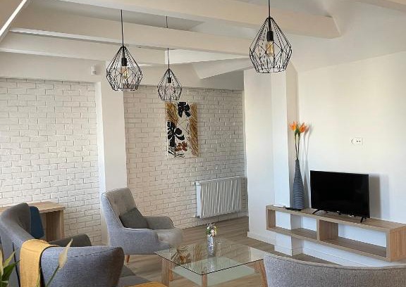 Gyor Apartment | Old Design Studio 3: Guest Rated 10/10 & Family Friendly