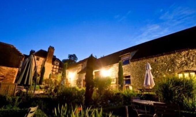 Downton on the Rock House | Unforgettable Stays at Old Downton Lodge - Guest Rated 9.8
