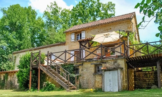 Le Buisson-de-Cadouin House | Charming Old Farmhouse with Pool and Family-Friendly Amenities