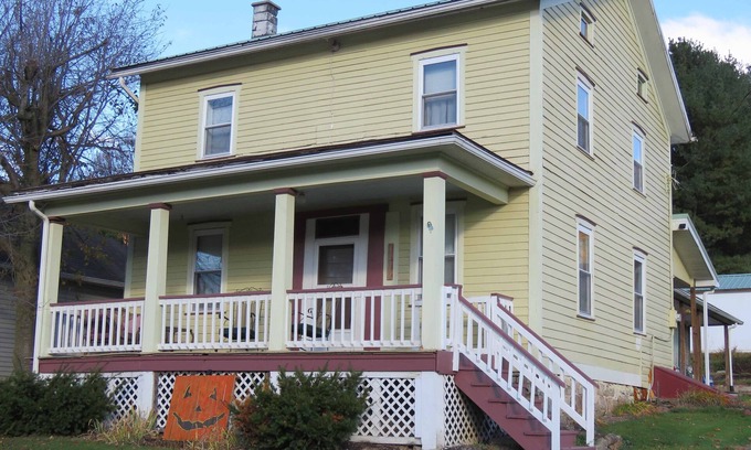 Tylersville Other | Farmhouse Retreat: 10/10 Guest Rated Near Penn State & Bucknell