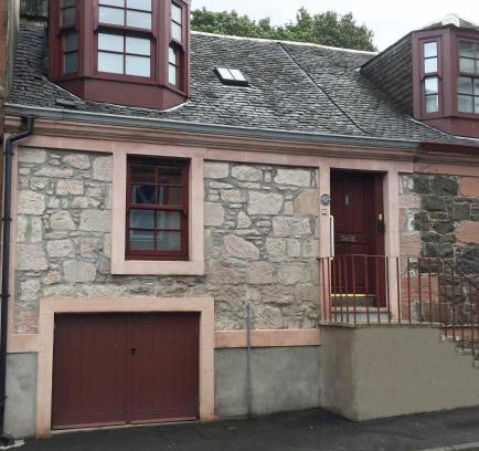 Rothesay Apartment | Quaint Old Fisherman's Cottage with Pool & Child-Friendly Fun