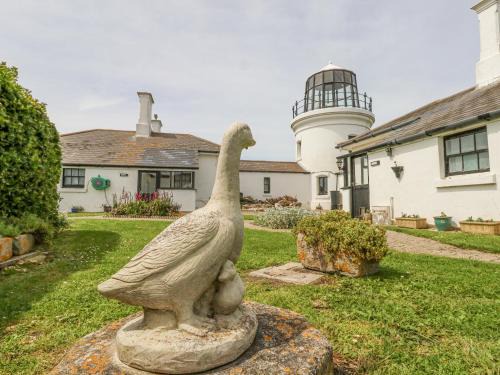 Southwell House | Experience Old Higher Lighthouse Stopes Cottage for Families