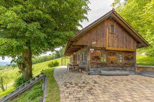Brezice Apartment | Old House Knezovo With Lovely View - Happy Rentals