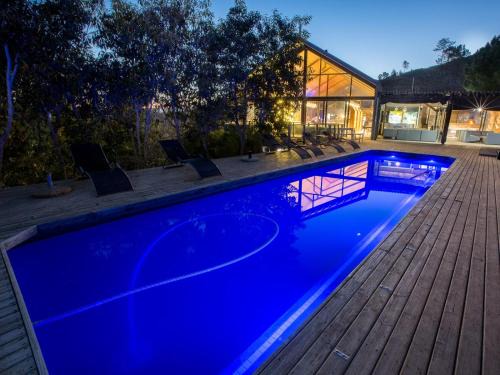 Grabouw Cabin | Relax at Old Mac Daddy: Beachfront Bliss and Family Fun