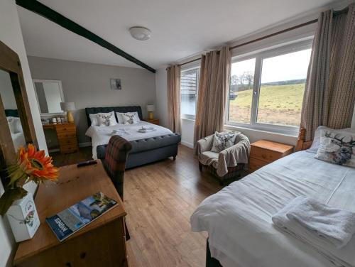Kirkhill Hotel | Pet-Friendly Old North Inn Hotel with Pool in Inverness