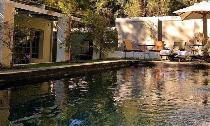 Riebeek Kasteel House | Cozy Old Oak Manor: Family-Friendly Stay with Pool & Dining