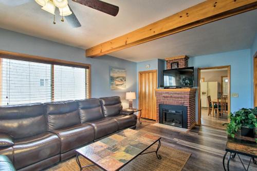 Old Orchard Beach Apartment | Family-Friendly Old Ocean Beach Apt Near Pier & Palace Playland