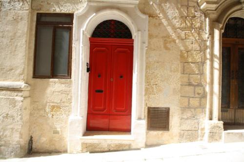 Cospicua Apartment | Charming Refurbished Apartment in Bormla - Child Friendly
