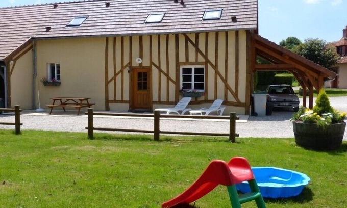 Villegenon House | Quaint Renovated Farm Retreat in a Serene Green Setting