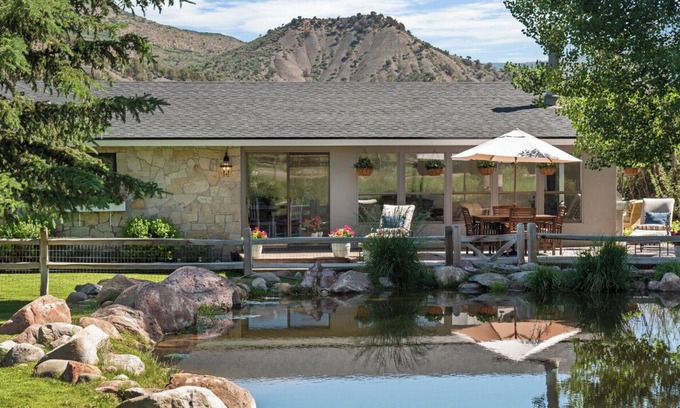 Snowmass Village House | Relax in Paradise with Spa, Hot Tub & Pet-Friendly Stays