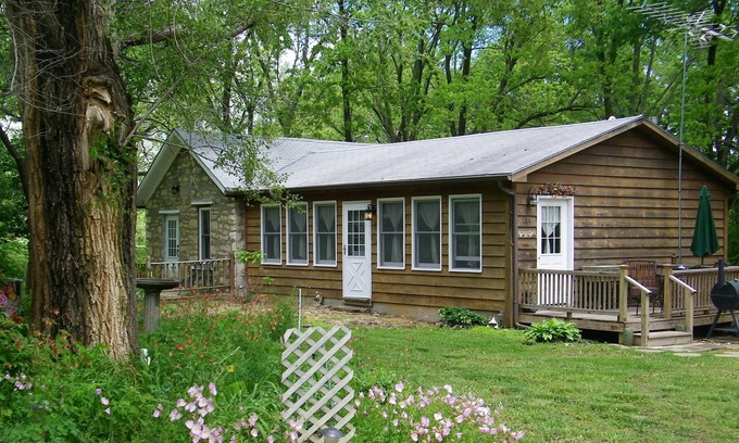 Lawrence Cottage | Cozy Old Stone House Get-away with Family-Friendly Amenities
