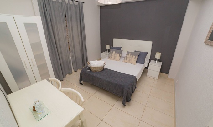 Alicante House | Explore Old Town Alicante: Family-Friendly Stay with Spa