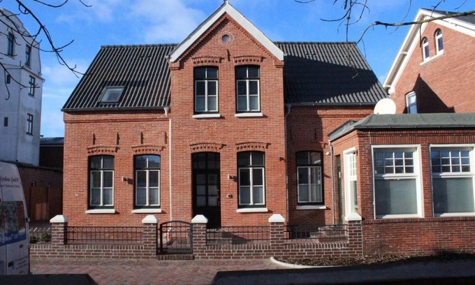 Borkum Apartment | Oceanfront Elegance at Old Town Borkum Apartment 1