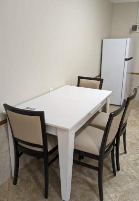 Kutaisi Apartment | Budget-Friendly Stay in Old Town: Child Friendly Haven