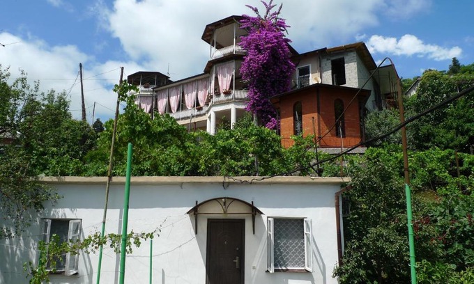 Bagmaran House | Top-Rated Old Town Guesthouse: Pet-Friendly & Family Welcoming