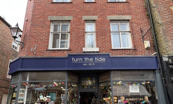 Old Town Hastings Apartment | Premier Oceanfront 3 Bedroom Flat in Old Town Hastings