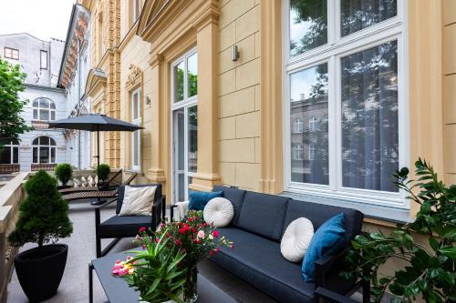 Piasek Południe Apartment | Discover Old Town K34: Family-Friendly 4-Star Retreat