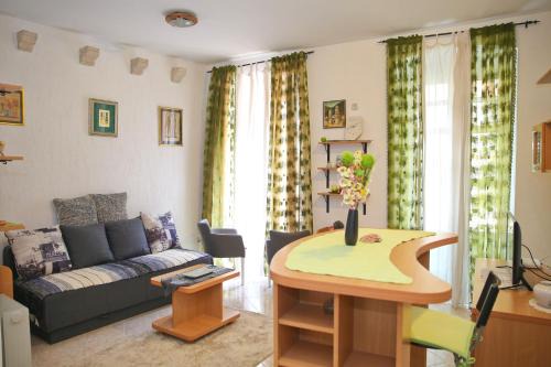 Kotor Old Town Apartment | Explore Old Town Kotor Square with Ocean Views & Breakfast