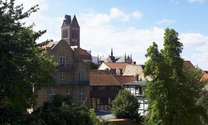 Wismar Apartment | Scenic Altstadtblick Wismar with Ocean View & Family-Friendly Amenities