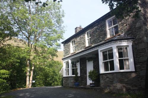 Patterdale Bed & Breakfast | Discover Old Water View: Pet-Friendly with Breakfast Included