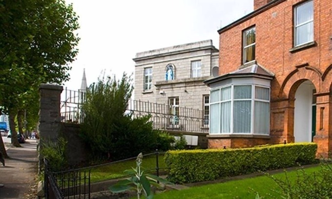 Inchicore Apartment | Historic Dublin Apartments Near Kilmainham Gaol - Guest Rated 9.6