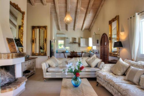 Vassilatika Villa | Oceanfront Oleander Villa: 4-Star Guest Rated Retreat