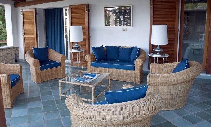 Porto Azzurro Apartment | Oleandri apartment