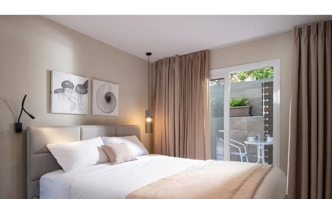 Neos Marmaras Apartment | OLENIA Luxury Apartments 2