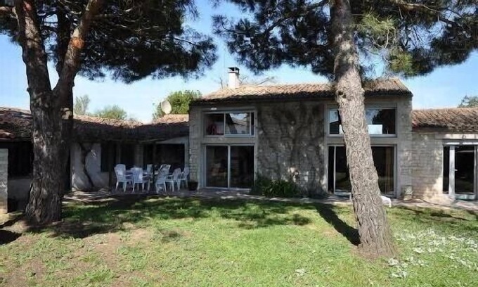 L'Echardiere House | Cozy Oléron Island Retreat with Private Garden & Ocean Views