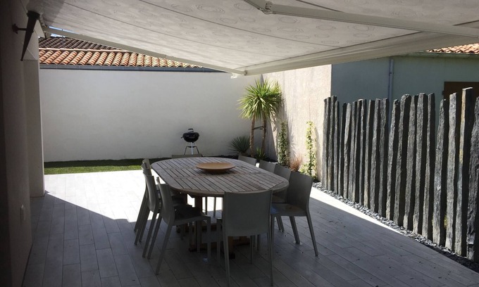 Saint-Denis-d'Oleron Villa | Accessible OLERON Villa with Ocean View & Spa Amenities