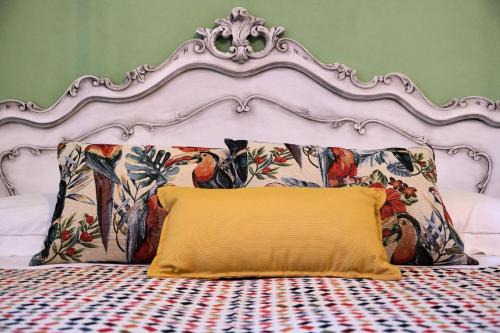 San Vincenzo House | Exceptional OlioeAlloro B&B: Pet & Child Friendly Stay