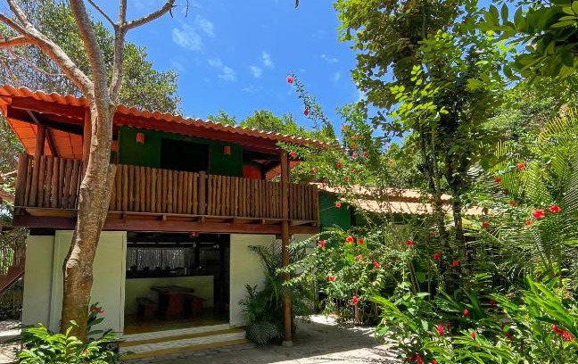 Marau House | Discover OLITAS: Pet-Friendly Paradise at Praia de Algodões