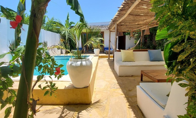 Nungwi Villa | Olive House - Private Pool, AC & Wi-Fi