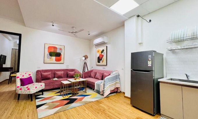 Sector 62 House | Pet-Friendly Olive Service Apartments in City Centre Noida