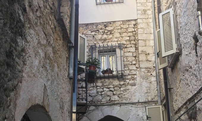 Fondi Apartment | Olivia’s Guesthouse Fondi
