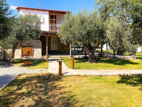 Tymbaki House | Oliviera - Family & Pet Friendly Retreat in Nature