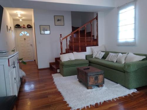 Olivos House | Cozy Duplex in Olivos with Kitchen & Great Reviews