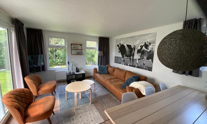 Gapinge Ski Chalet | Olmenduin 34: Oceanfront Retreat with Pool & Hot Tub