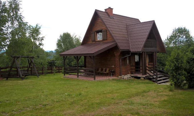 Czarna Cabin | Olszanka: Child-Friendly Retreat with Top-Rated Comfort