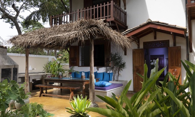 Kaduruduwa Villa | Tranquil OLU VILLA: Poolside Retreat in Lush Gardens