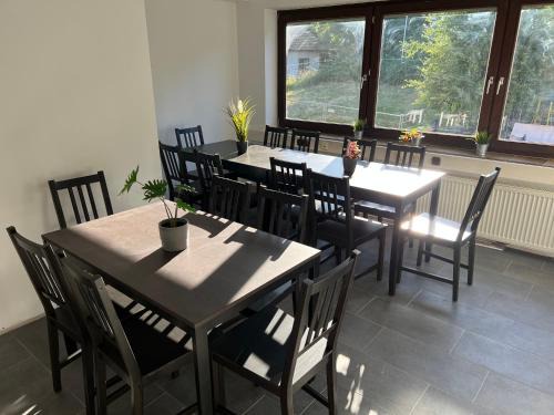 Launsbach House | Family-Friendly Olymp Wettenberg with Kitchen Amenities