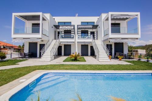 Paralia Ofryniou Apartment | Experience Olympiada Residential Complex with Pool & Pet-Friendly Amenities