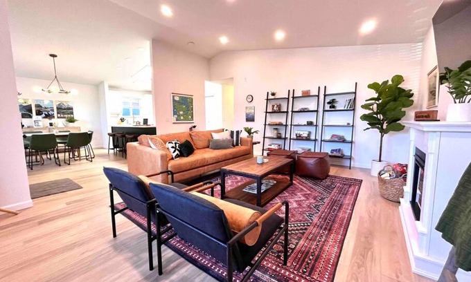 Port Angeles House | Oceanfront Holiday Homes in Port Angeles, WA - Rated 10/10
