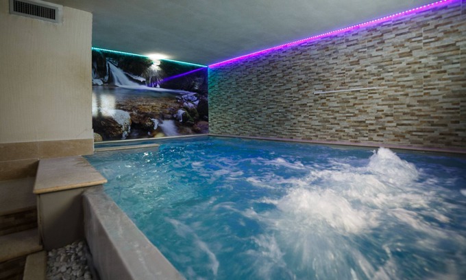 Giustino Hotel | Discover Comfort at Olympic Regina Hotel with Spa & Dining