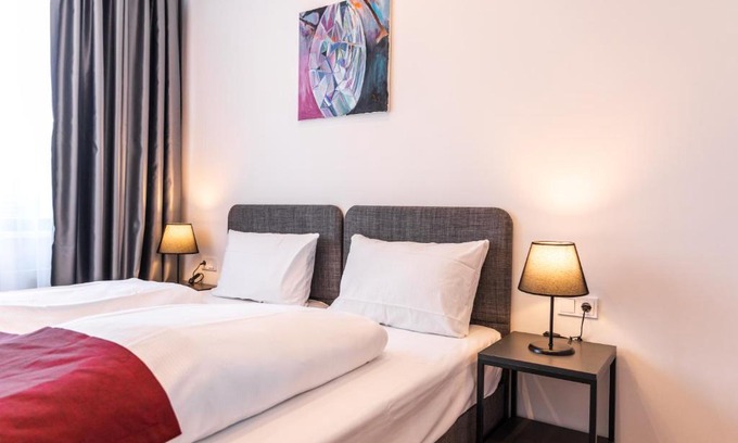 Hammfeld Hotel | Discover OM Hotel Neuss: Family-Friendly with Breakfast