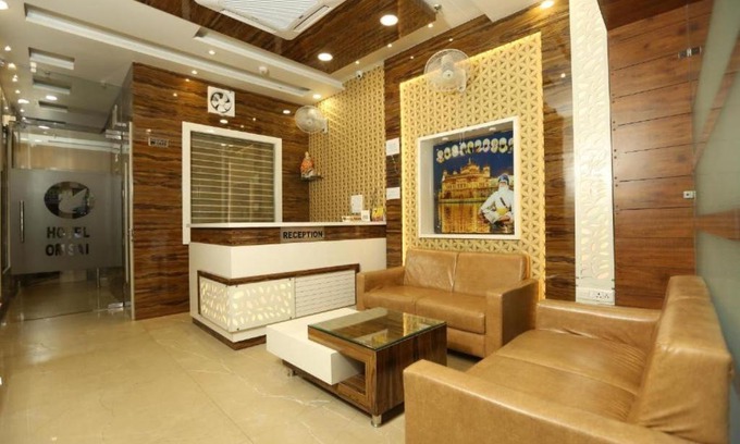 Amritsar Bed & Breakfast | Comfortable Om Sai B&B: 4-Star Stay with Breakfast & More
