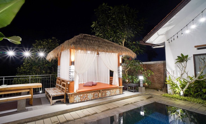 Parongpong Villa | Enchanting Omah Angkul Angkul Villa with Family-Friendly Perks