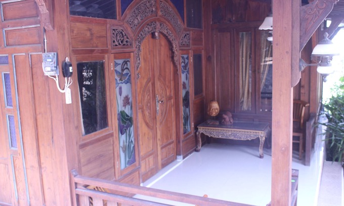 Catur Tunggal House | Experience Omah Putih Limasan: A Unique Javanese Stay